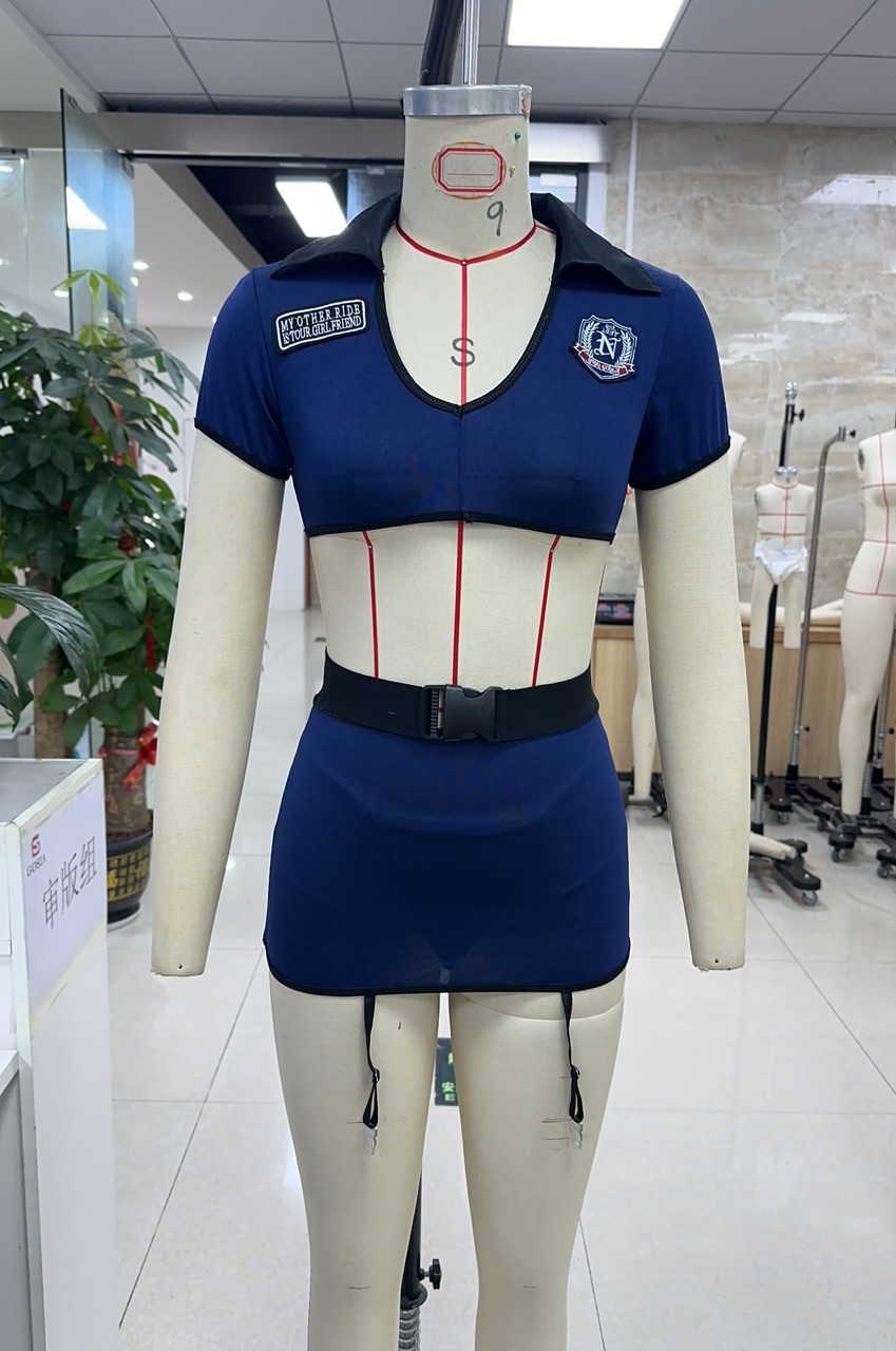 Ensemble de costumes de cosplay de policière pour femmes, haut court à manches courtes avec revers, mini-jupe moulante avec porte-jarretelles, tenue de jeu de rôle pour Halloween