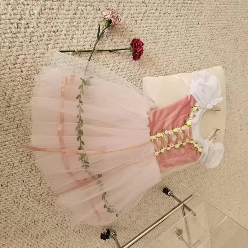 Robe de ballet professionnelle à manches bouffantes, en velours fleuri, patchwork de gaze et ruban, robe de ballerine pour fête, costumes de danse pour filles enfants