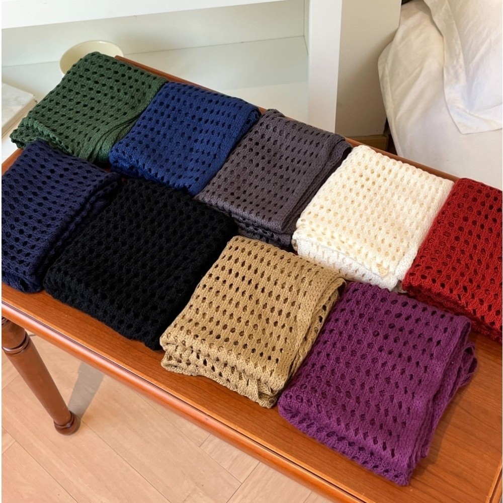 Écharpe triangulaire ajourée tendance, châle respirant en tricot de couleur unie, protection solaire légère pour femme