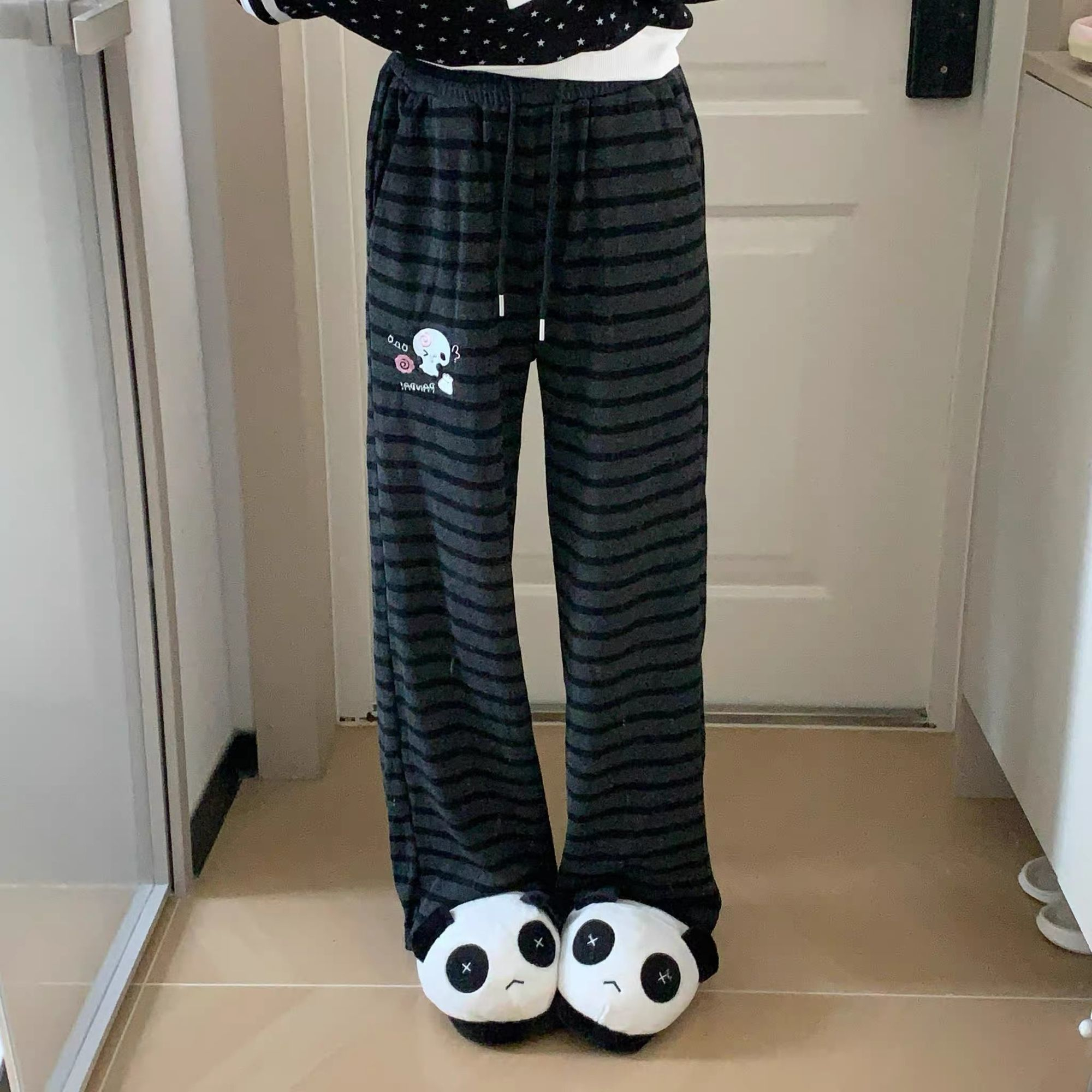 Pantalon droit japonais Kawaii Lolita pour femmes, pantalon décontracté à rayures avec broderie de dessin animé, pantalon féerique mignon esthétique Y2k pour filles