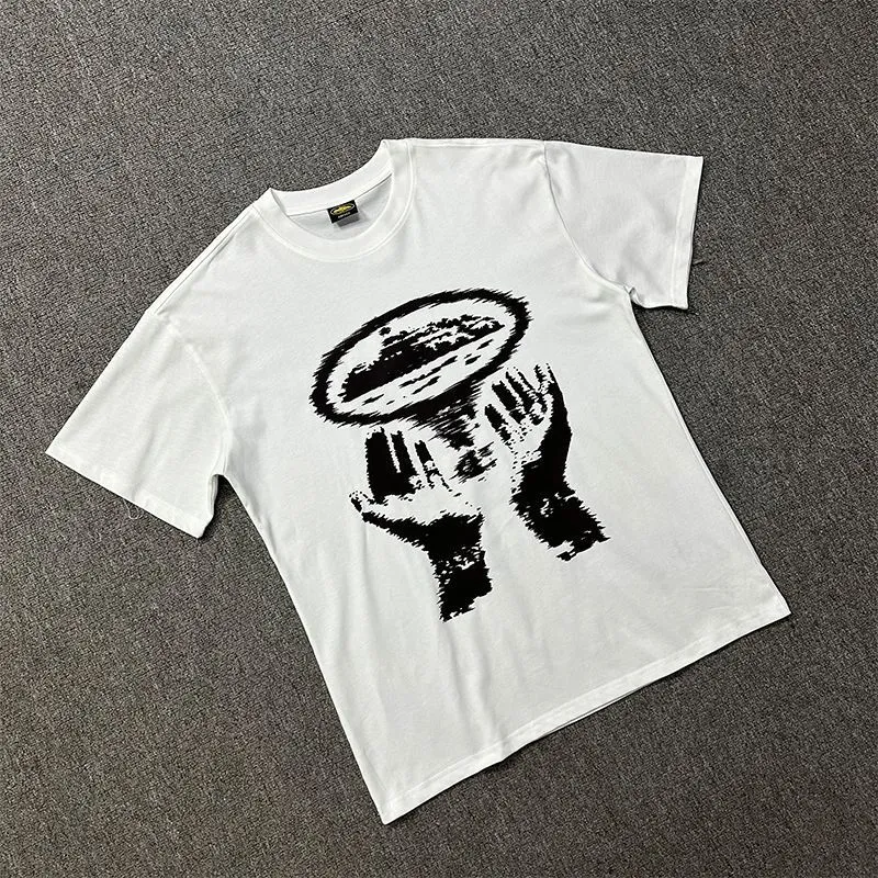 T-shirt imprimé en coton pour homme, vêtements de mode urbaine, style avant-gardiste, design rétro surdimensionné. Convient aux hommes et aux femmes.