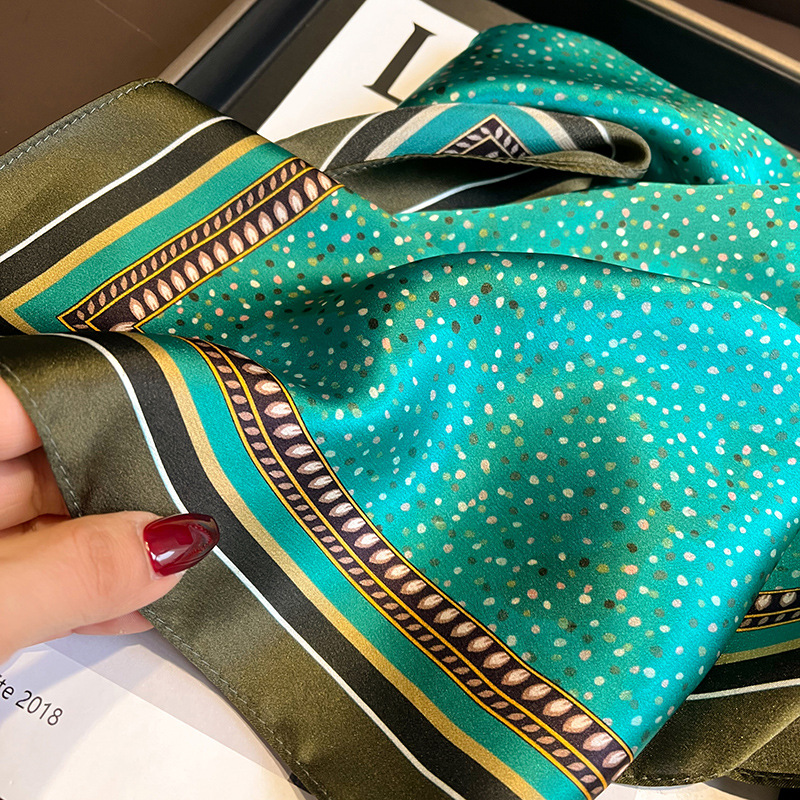 Foulard imprimé Mulberry pour femme, Foulard de la présidence, Bandana rond et carré, Foulard Hijab, Foulards pour cheveux, Mode de créateur, Luxe, 100%