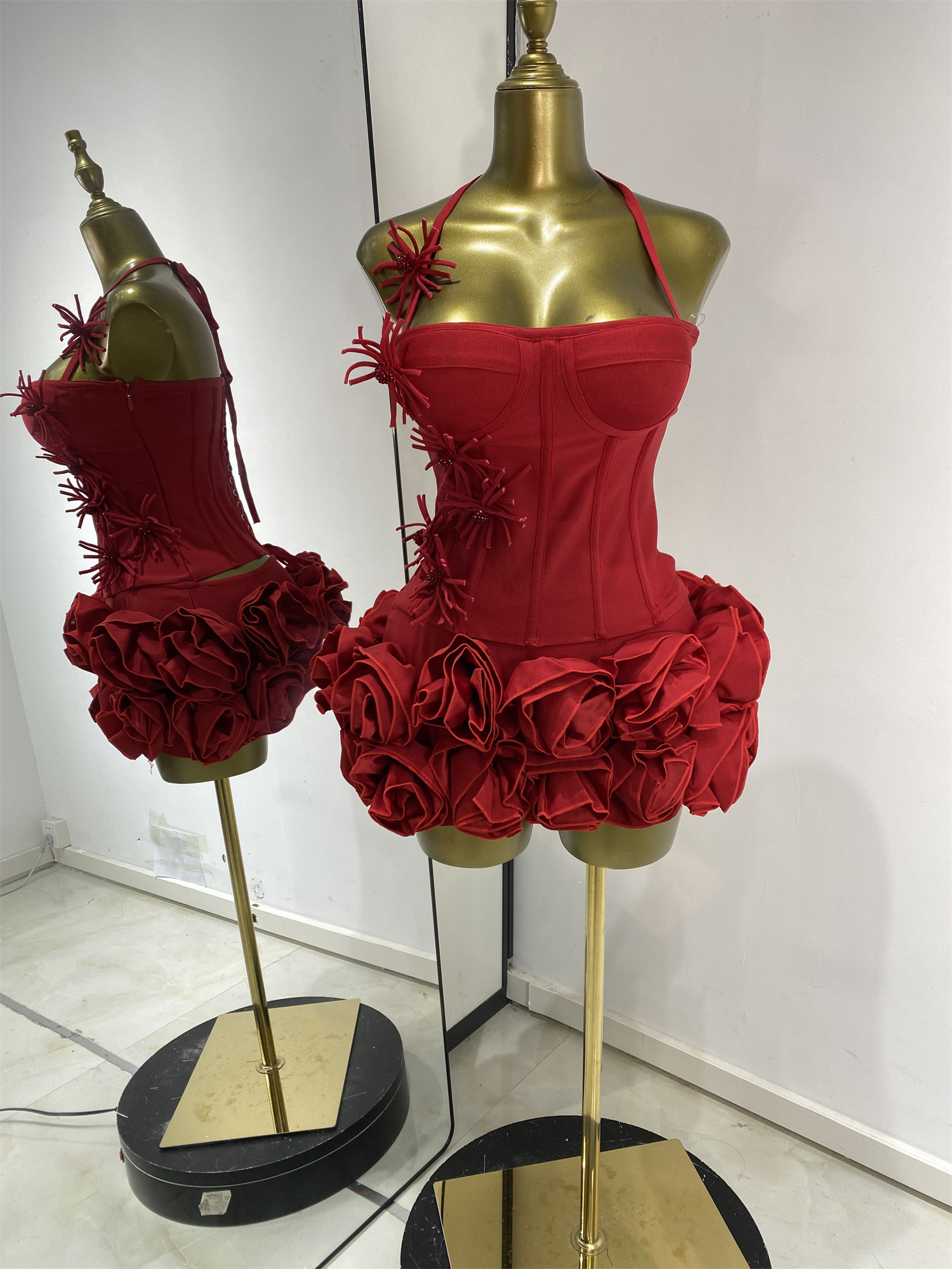 Tenues d'anniversaire noires pour femmes, ensemble deux pièces avec haut corset halter et mini-jupe rose, robe de soirée de célébrité pour club et fête