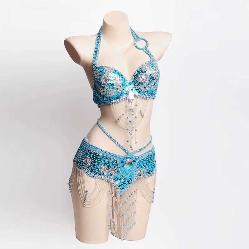 Costumes de danse orientale pour femmes, costume 2 pièces, haut perlé de Style oriental, soutien-gorge et ceinture de spectacle de danse de groupe, tenue à paillettes brillantes