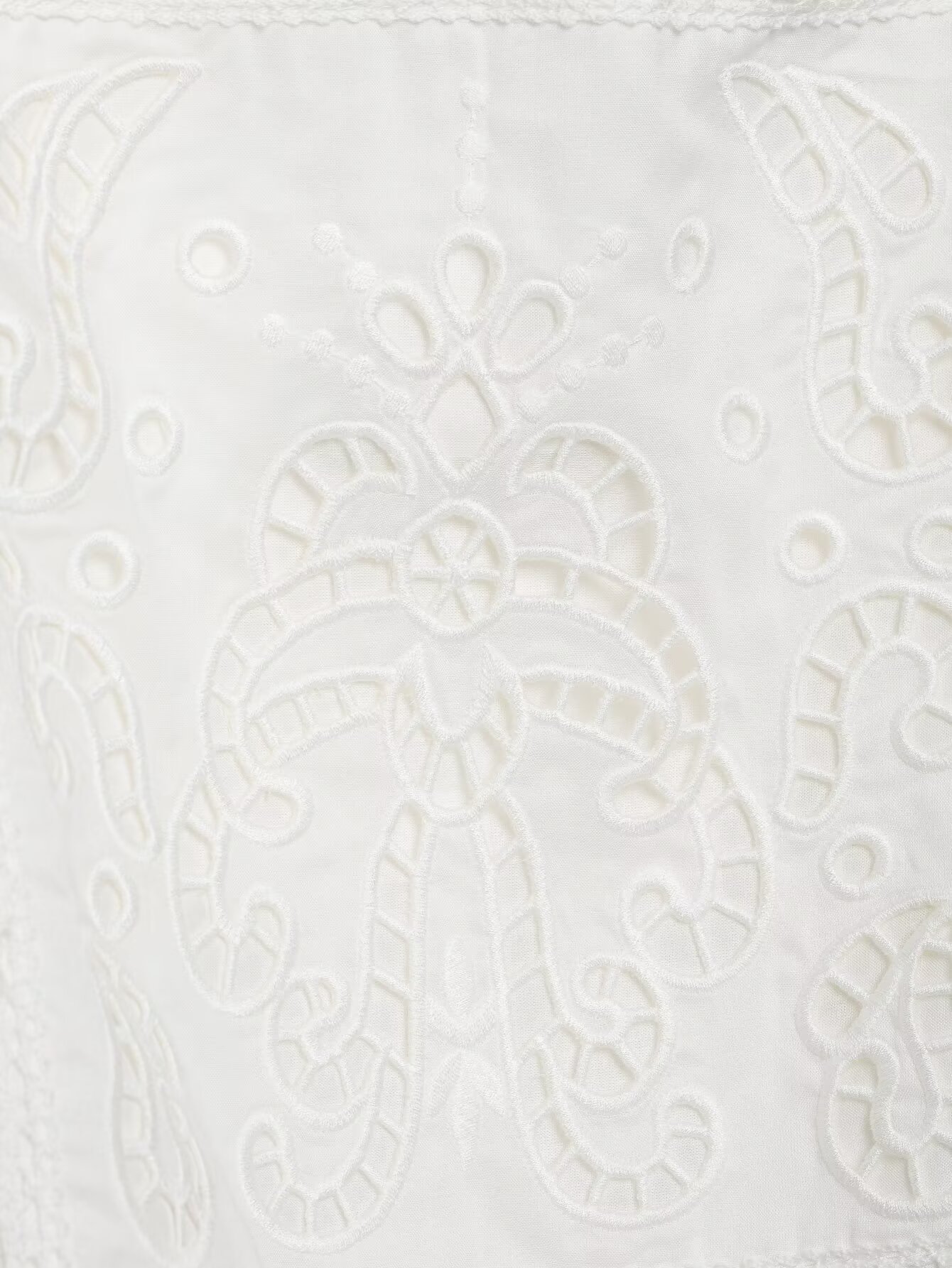 BSAY Top Cami Femme Tendance Blanc Broderie Creuse Style Bohème avec Bordure en Dentelle, Ourlet Asymétrique Effet Mouchoir, Dos Nu à Nouer, Top d'Été à Bretelles