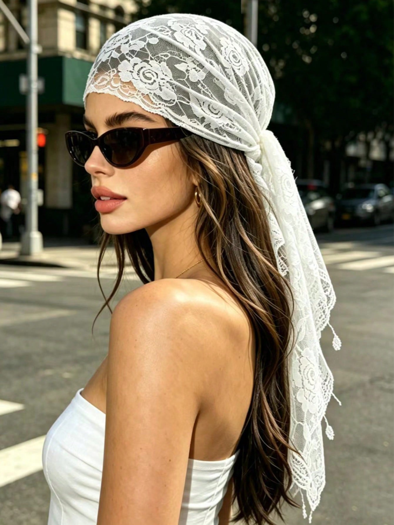 1 pièce Foulard triangulaire brodé en dentelle, foulard musulman, bandeau respirant en mousseline de soie au crochet motif rose pour le printemps et l'été