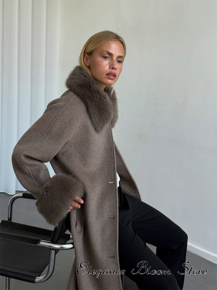 Manteau en laine mélangée pour femmes, uni, avec empiècements en fausse fourrure, col à revers, manches longues, à simple boutonnage, modèle 2026, vêtement chic pour femme.