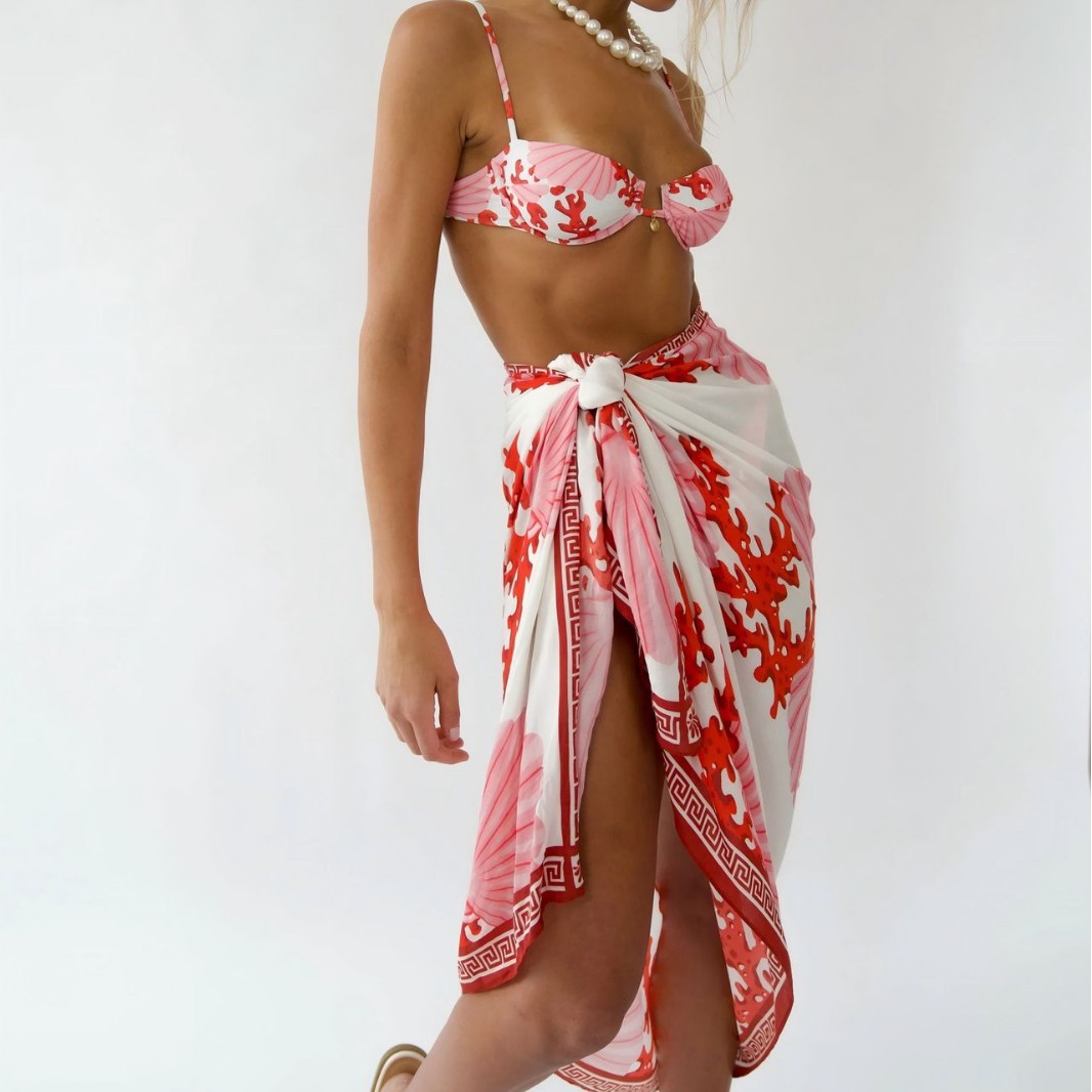 Ensemble bikini imprimé trois pièces, maillot de bain sexy pour les vacances à la plage, vêtements de plage pour femmes, jupe mi-longue en tissu polyester