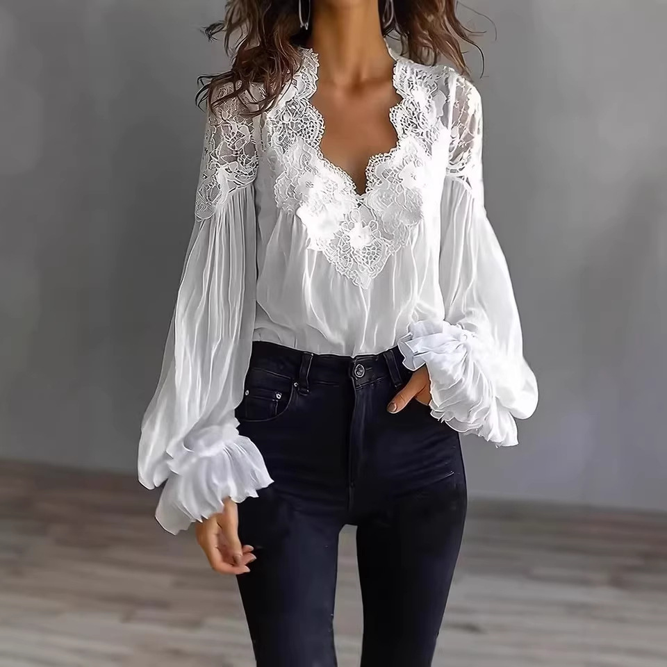 Chemisier en dentelle pour femme, col en V sexy, noir et blanc, manches bouffantes, plissé, couleur unie, élégant, pour le bureau et les trajets quotidiens, collection Printemps 2026
