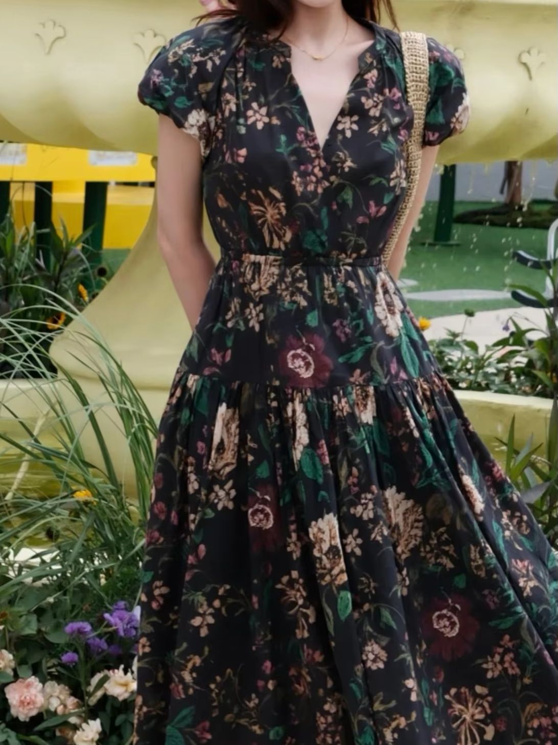 Robe midi à fleurs pour femmes, 100 % coton, col en V, manches courtes, taille haute, robe décontractée pour femmes.