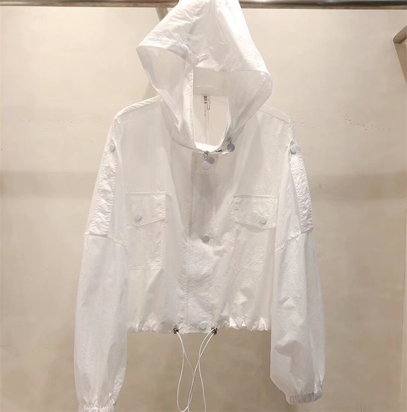 Vêtements de protection solaire pour vêtements d'extérieur pour femmes tendance en 2025, nouvelle veste coupe-vent d'été fine à capuche et résistante aux UV 4XL