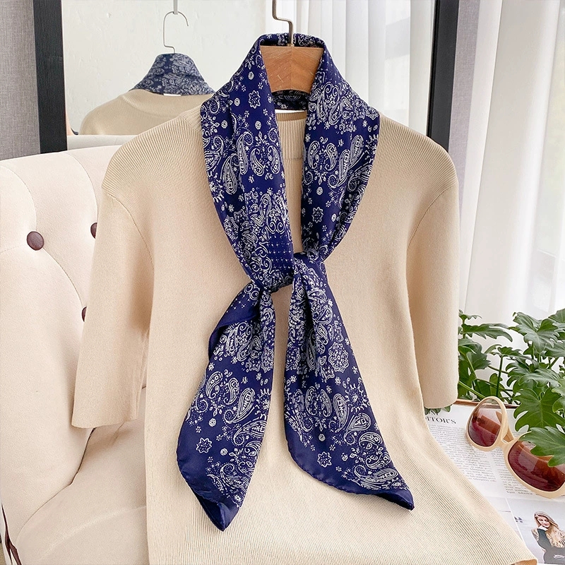 Nouvelle Arrivée 2026 – Foulard de Luxe Imprimé 90 cm, Motif Floral Rétro, Carré, pour Femmes