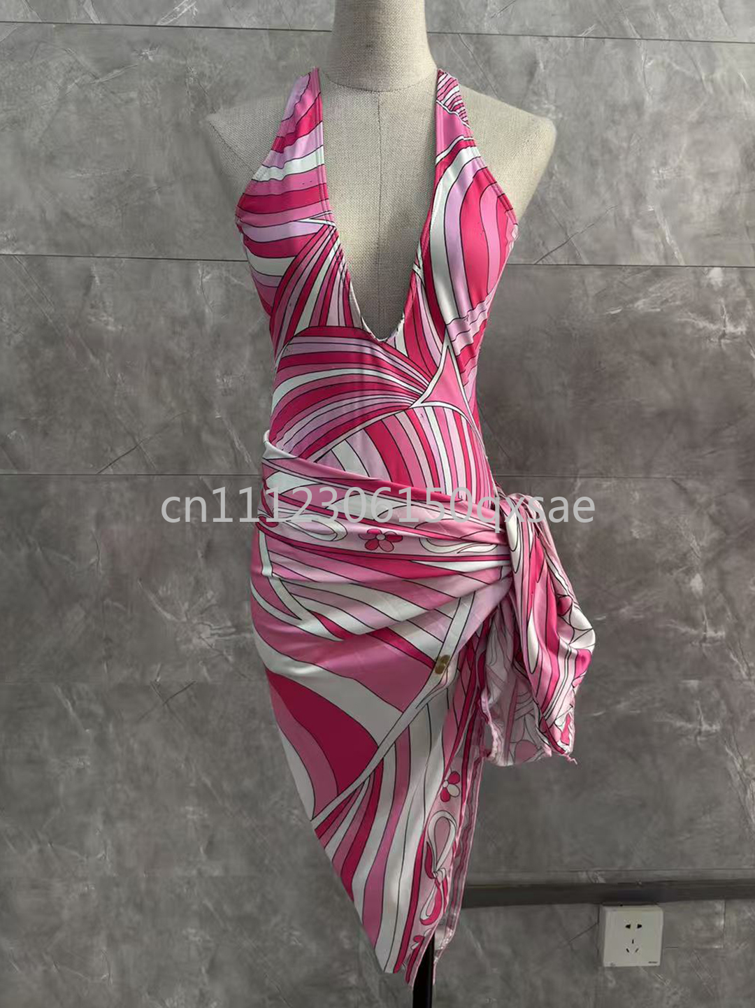 Maillots de bain rose pour femme, design mode, avec foulard et bandeau, logo signature lettre, marque de créateur, tenue de plage