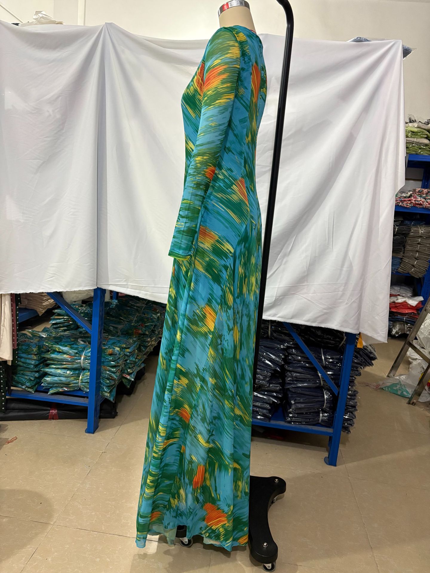 Robe longue pour femme, sexy, imprimée, style Y2K, streetwear, col en V, manches longues, moulante aux hanches, élégante, pour soirée, fête, travail, 2026
