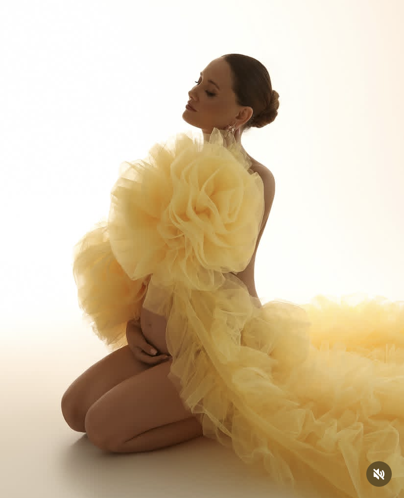 Blouse élégante en tulle avec cape pour femme, robe florale 3D, veste longue de maternité pour séance photo, jaune, sur mesure