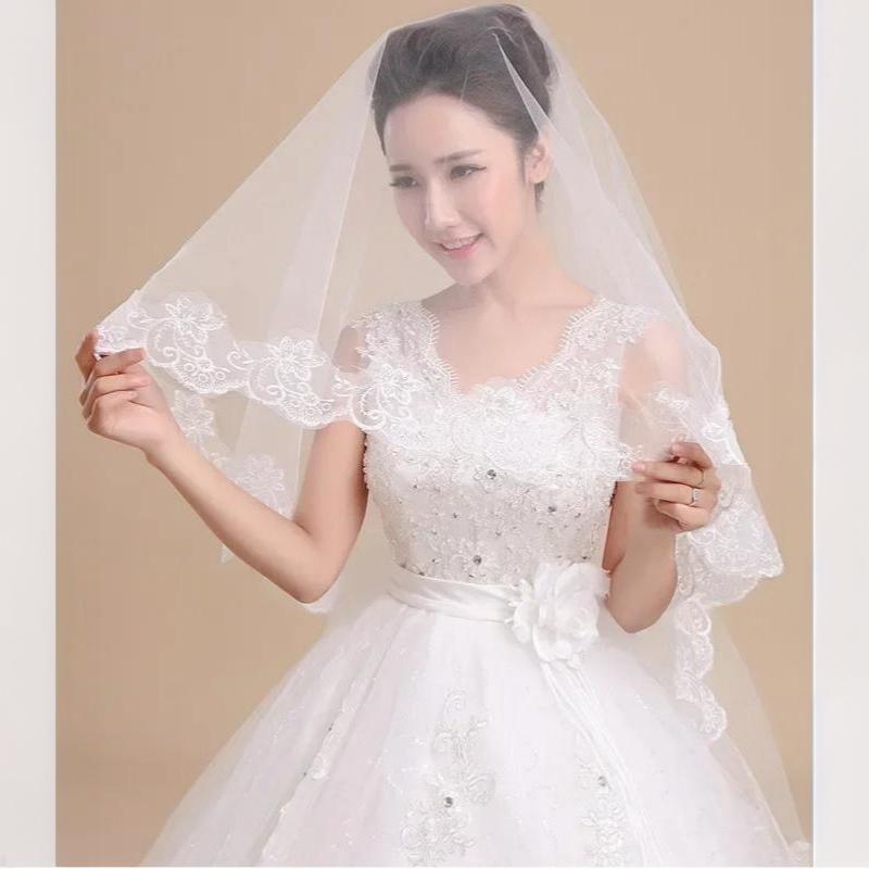 Nouveau voile de mariée court pour un style simple, accessoire de mariage, voile court en dentelle monocouche 1,35 x 1,1 mètres
