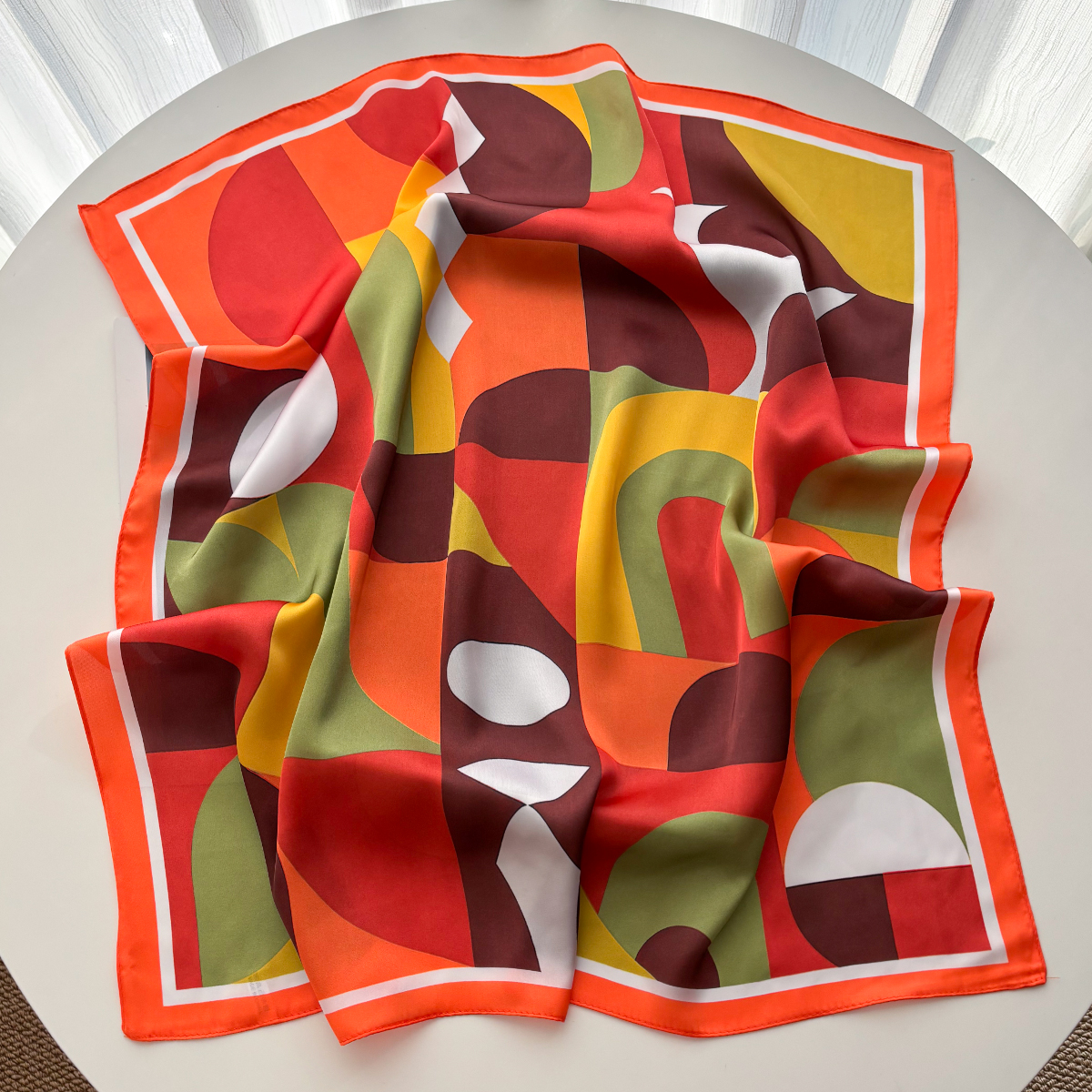 Foulard carré mignon pour femmes, couleur de luxe, Hijab, tache douce, Imitation soie, châle élégant pour usage quotidien