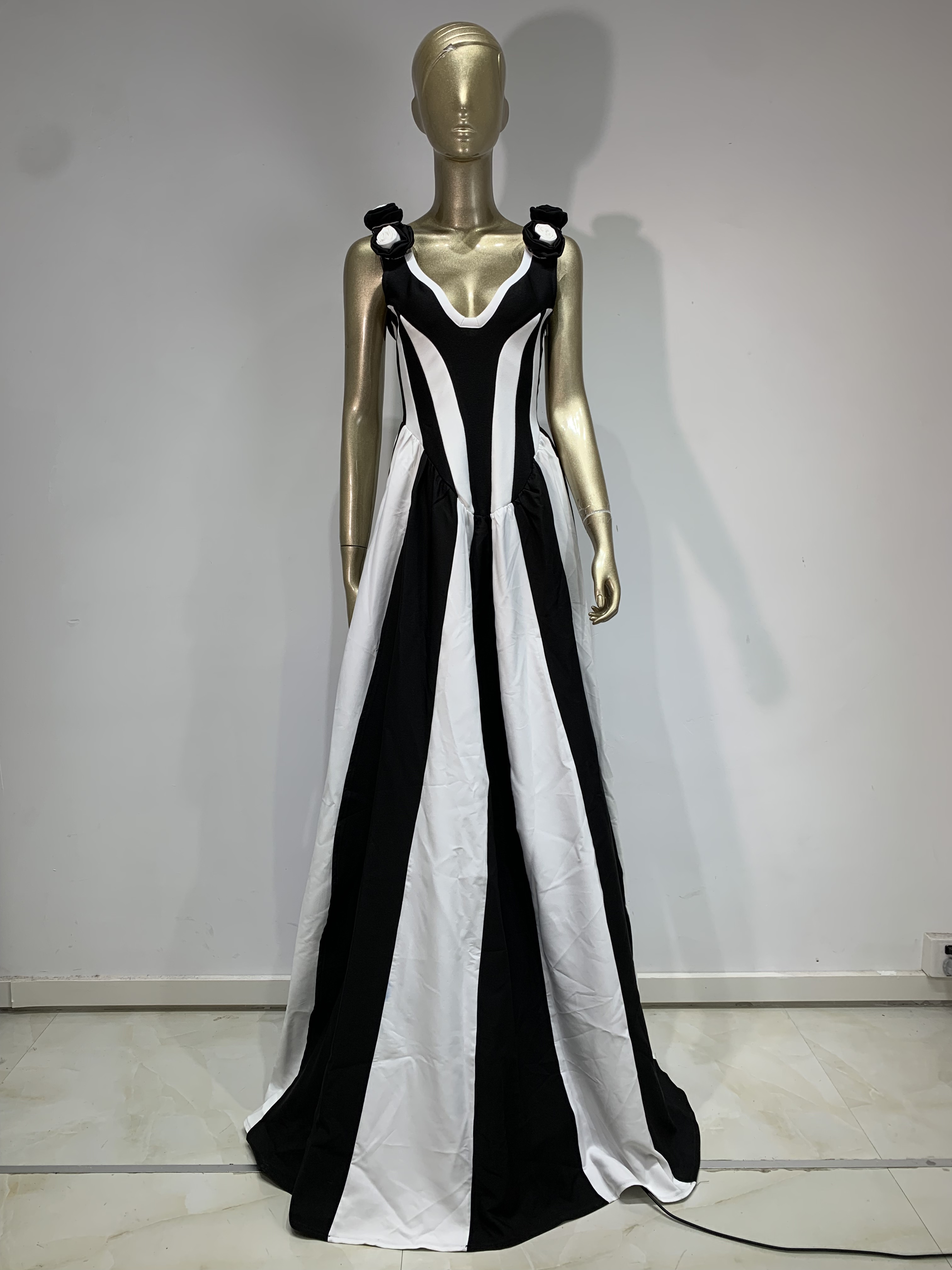 Robe longue à col en V pour femme, robe de soirée, tambour con, bandage, mariage, anniversaire, mode sexy, printemps, nouveau, 2025