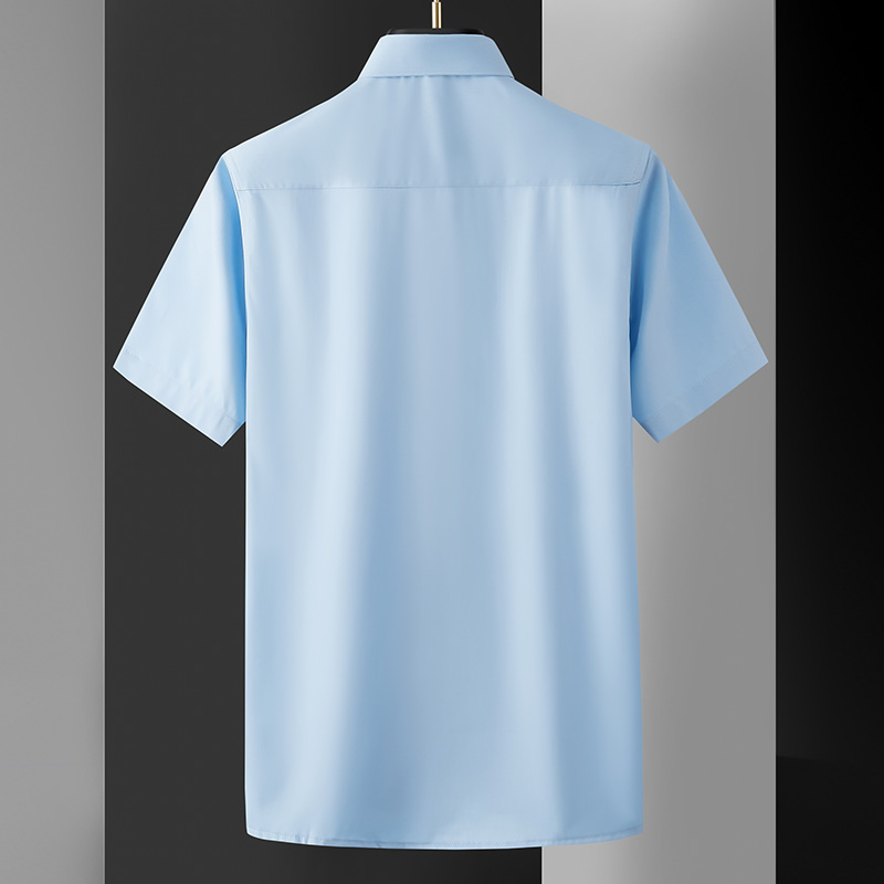 Chemise Homme d'Été en Fibre de Bambou, Légère, Douce et Confortable, à Manches Courtes, Respirante, Blanche, Idéale pour les Affaires et les Banquets