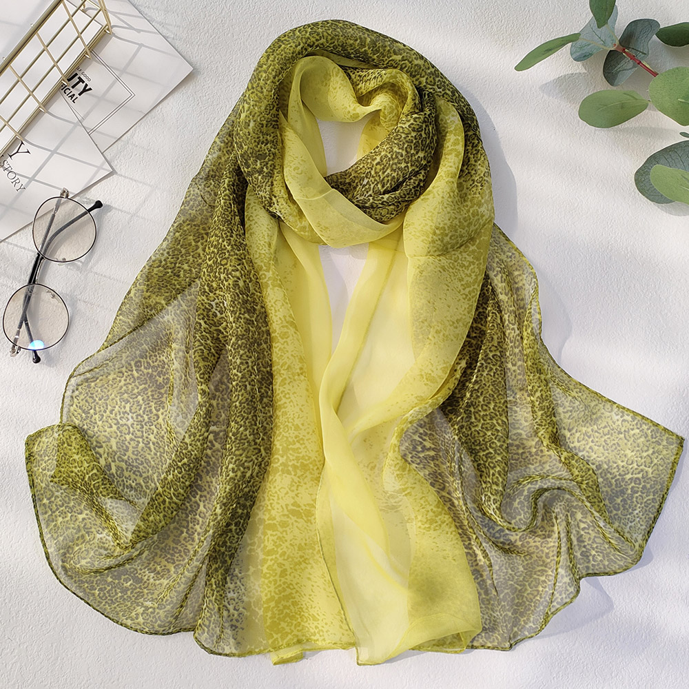 Foulard en mousseline de soie Georgette pour femmes, Style classique, dégradé, léopard, élégant, Bandana, Protection contre le soleil, été