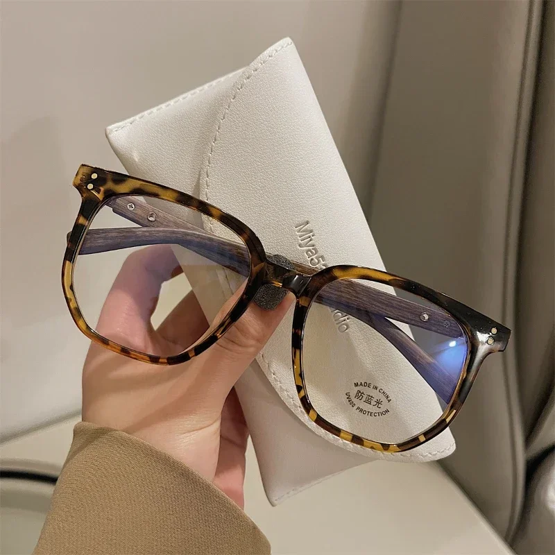 Lunettes de lecture carrées surdimensionnées pour femmes, Vintage, blocage de la lumière bleue, lunettes de vue lointaine, lunettes optiques de luxe sur Prescription