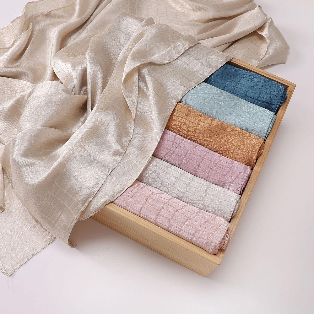 Hijab de luxe en satin gaufré façon crocodile, doux et brillant, pour femmes musulmanes, foulard islamique modeste, turban, châle, plusieurs couleurs