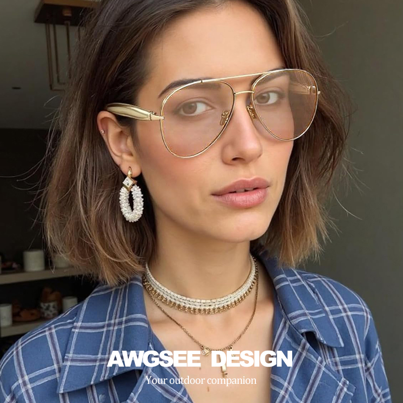 Lunettes d'aviateur surdimensionnées pour femmes – Monture dorée vintage avec verres champagne, bras émerillons dorés sexy, style rétro chic