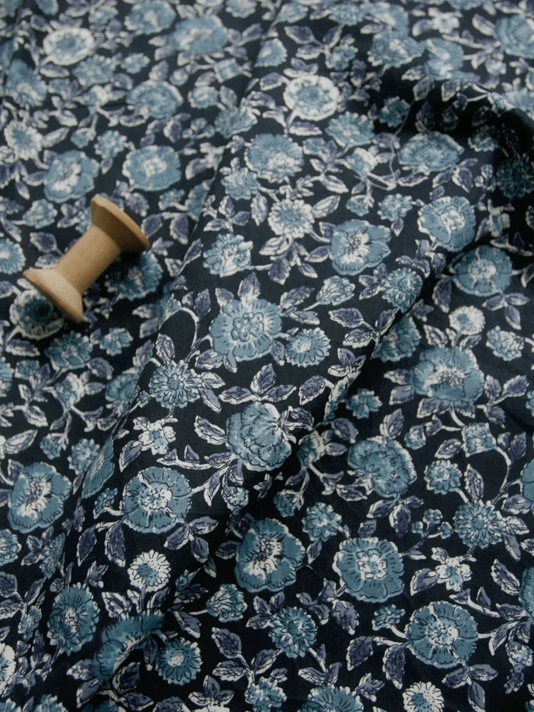 Tissu popeline de coton à fleurs bleu foncé anciennes, 140x50cm, pour vêtements de Festival pour femmes, robes, chemises, couture Pure faite à la main