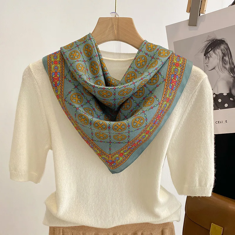 Foulard Carré en Velours Imprimé pour Femme, Design de Luxe, Doux, Tête, Hijab, Cravates, Bureau, Sauna, Cadeau