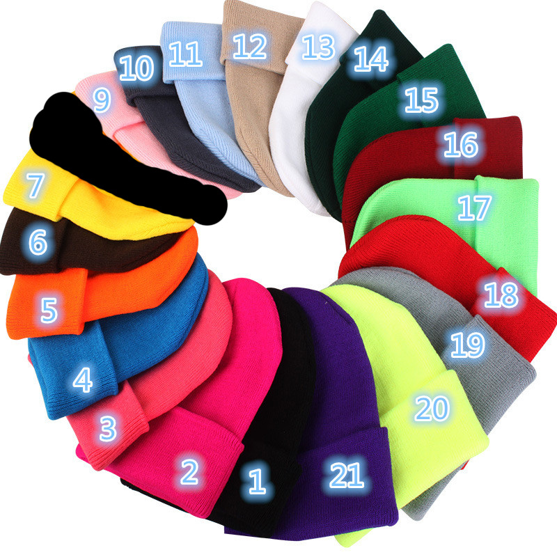 Chapeau d'hiver avec Logo personnalisé brodé ou imprimé de votre Logo, bonnet tricoté d'hiver, lettres de nom personnalisées
