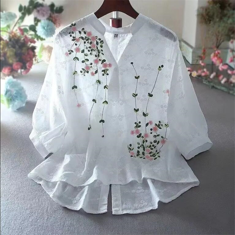 Chemises littéraires en coton pour femmes broderie fleurs femme Blouses col en v demi manches dentelle Blouses été mince haut femme chemise
