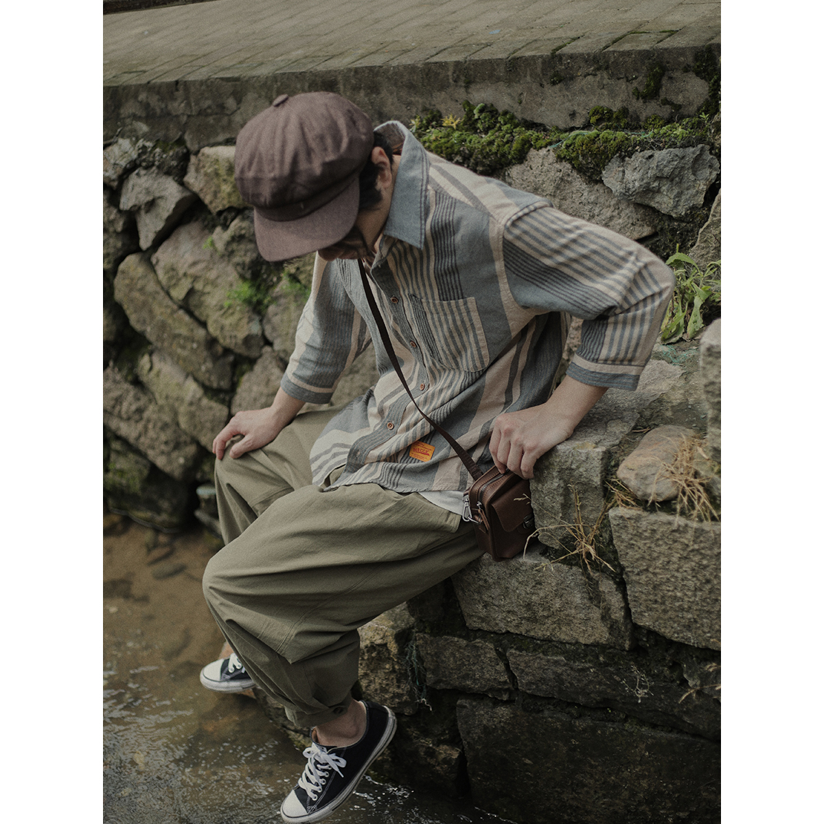 Chapeau octogonal rétro artistique de Style japonais pour hommes, maille rouge fine, casquette de journal britannique, béret de peintre, chapeau à la mode
