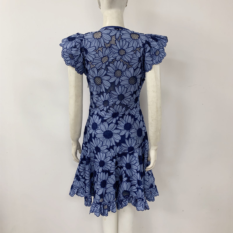 Robe Slim creuse brodée pour femmes, sans manches, à lacets, Mini robe élégante pour le bureau