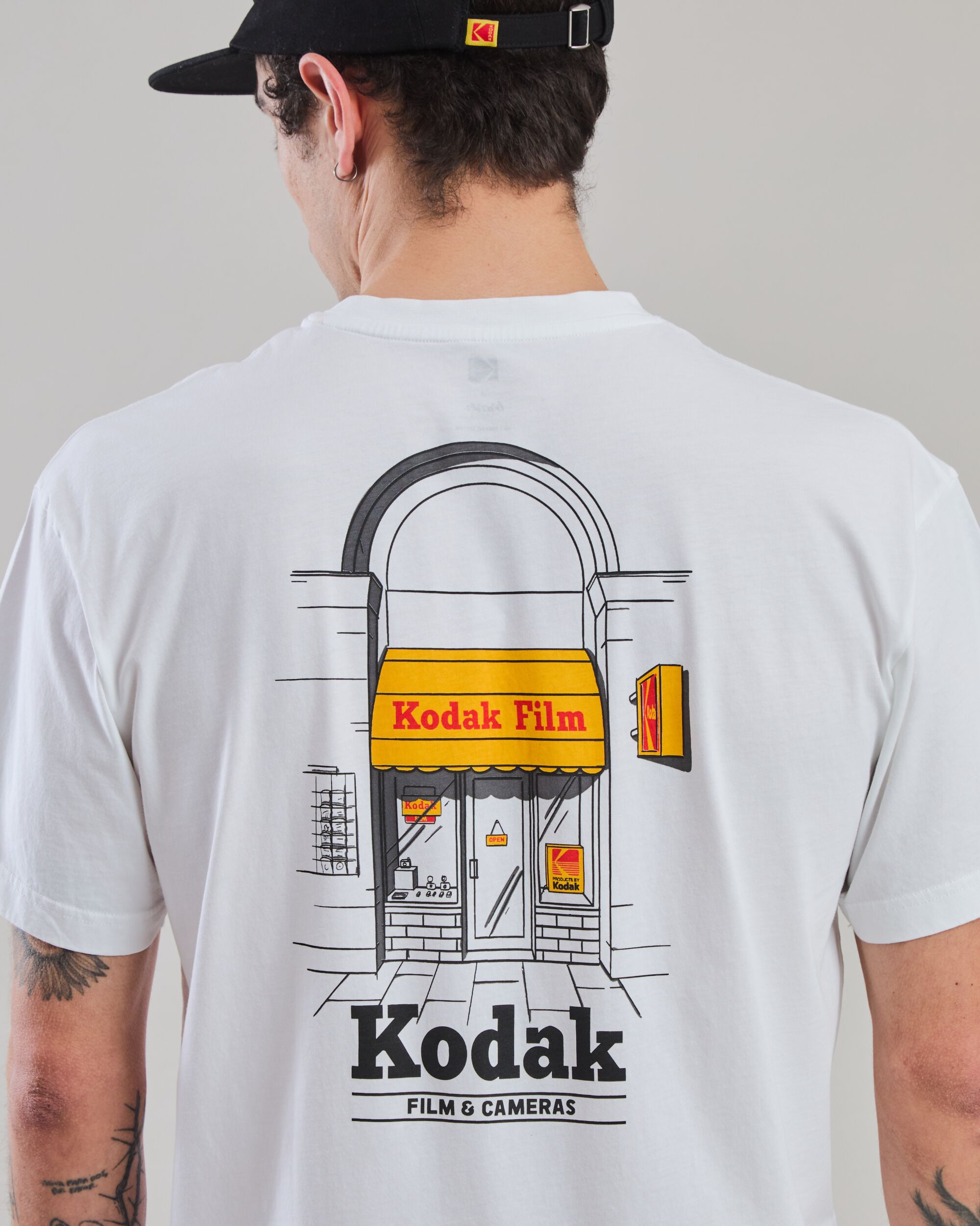 Nouveau T-shirt unisexe été 2026 version coréenne pour hommes et femmes, imprimé Kodak, style streetwear ample et minimaliste