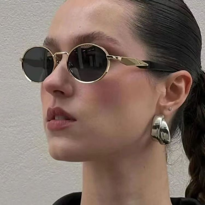 Lunettes de soleil ovales rétro pour femmes, lunettes de protection UV pour hommes, tendance, en métal haut de gamme, protection UV400