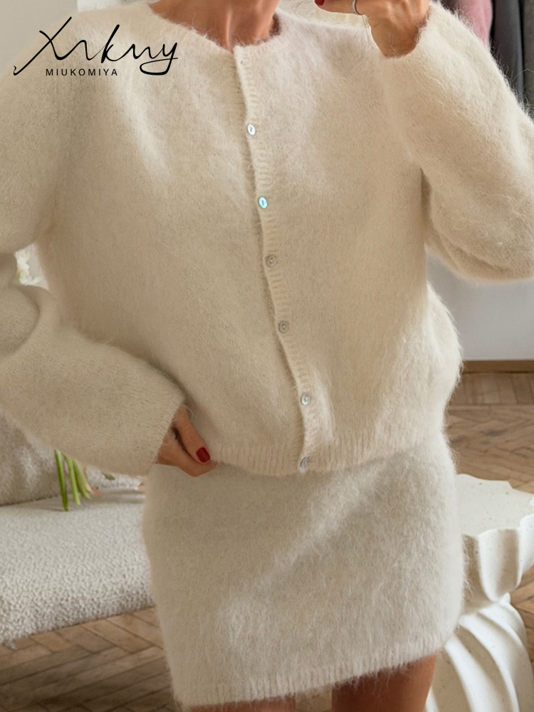Cardigan court pour femmes, à boutons, rouge, ample, en maille, vêtement d’extérieur pour femmes, idéal pour l’automne, col rond, vestes en maille, cardigans en laine pour femmes, couleur violette.