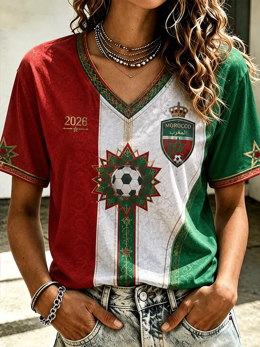 T-shirt de sport décontracté pour femme, col en V, avec drapeau de l'équipe nationale du Maroc 2026, écusson « MAROCCO » et bordure traditionnelle