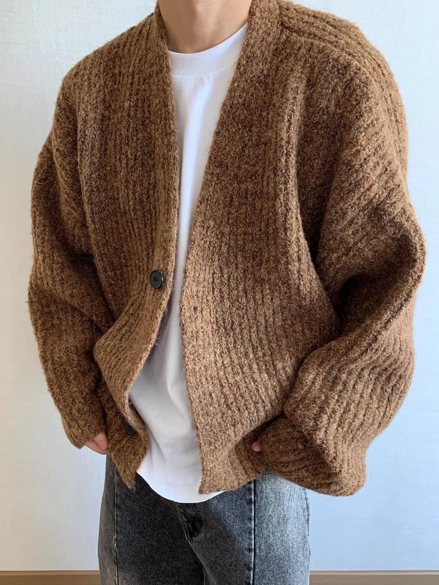 Mode automne hiver rétro ample poids lourd couleur mixte court large fil épais tricoté chandails Cardigans vestes chaudes hommes