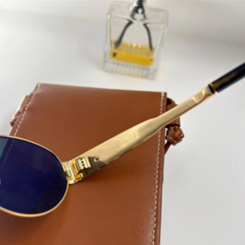Nouvelles lunettes de soleil décontractées esthétiques pour femmes, lunettes de soleil de créateur de marque de luxe, futurisme, protection UV pour l'été