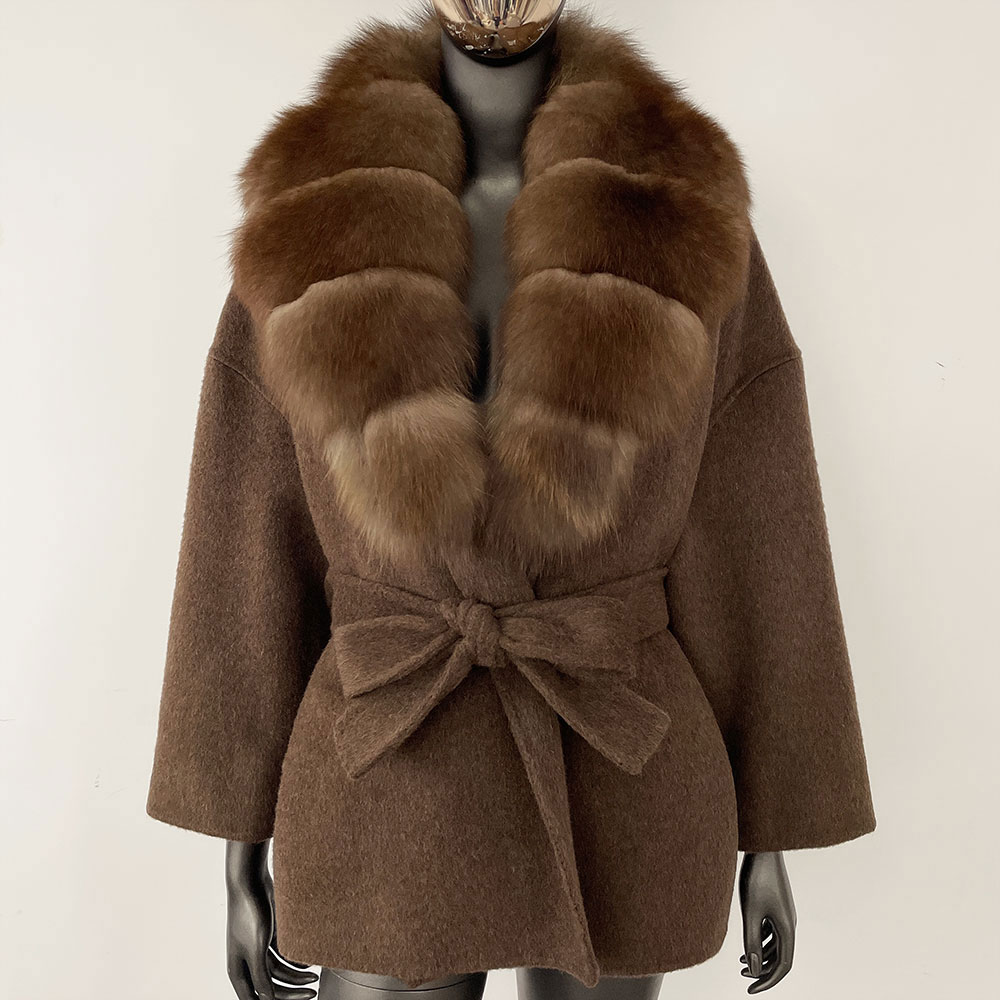 Manteau en laine élégant pour femme, coupe ample, avec vraie fourrure de raton laveur et de renard, ceinture et poches, collection hiver-printemps 2026, vêtement d'extérieur décontracté