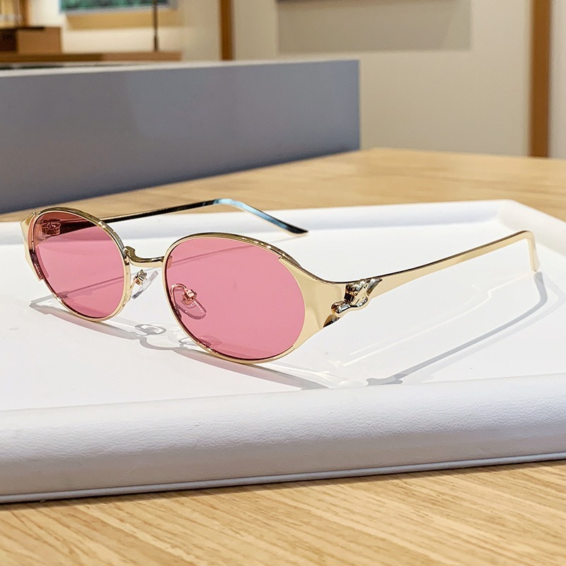 Nouvelles Lunettes de Soleil de Luxe de Marque Tendance pour Femme 2026 – Monture Métallique Ovale Style Punk pour Voyage et Fête
