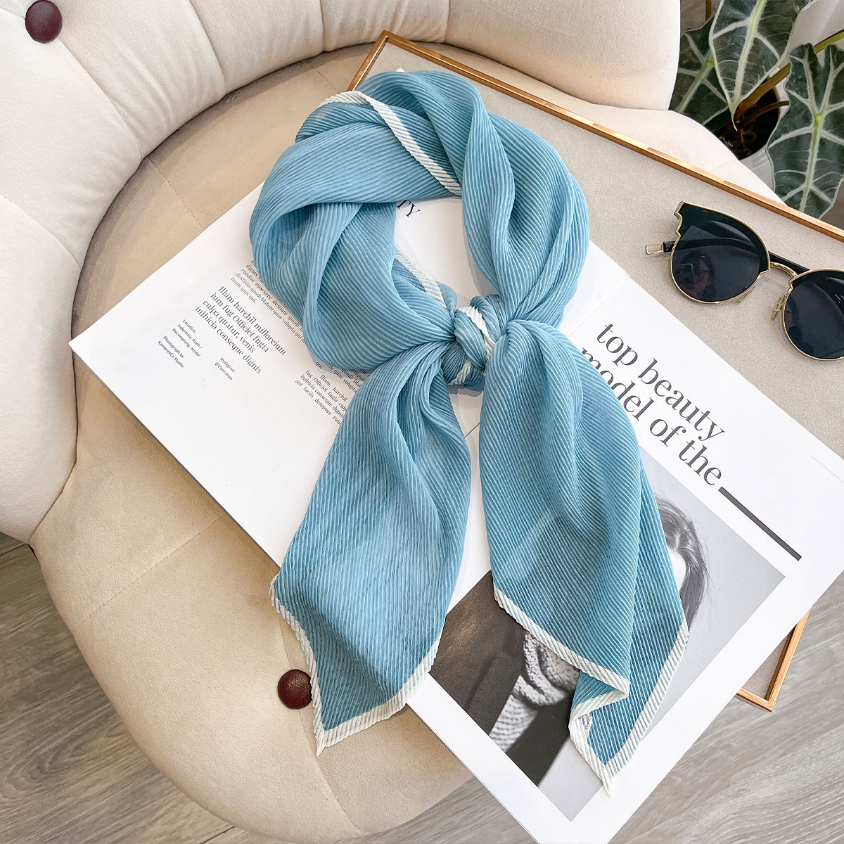 Foulard carré uni en tencel fin, respirant et doux pour la peau, idéal pour la plage ou comme foulard de tête