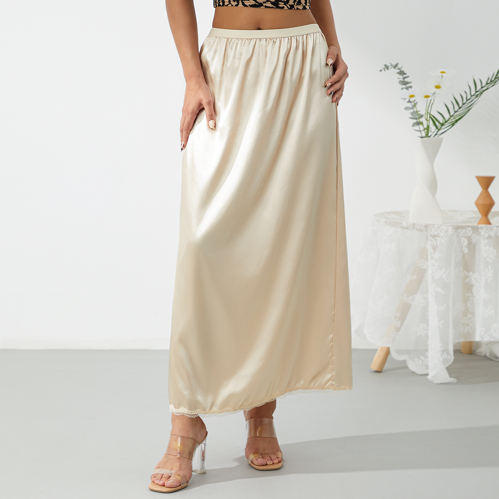 Taille élastique doublure intérieure jupe Midi femmes couleur unie Satin demi-slip sous-jupe longue sous-jupe pour dames blanc/noir/jaune