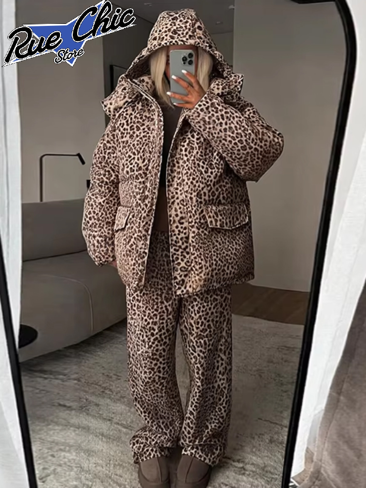 Ensemble en deux pièces pour femmes : veste en coton à imprimé léopard, manteau ample à capuche avec fermeture éclair, pantalon long à taille élastique, tenue d’hiver chaude et élégante.