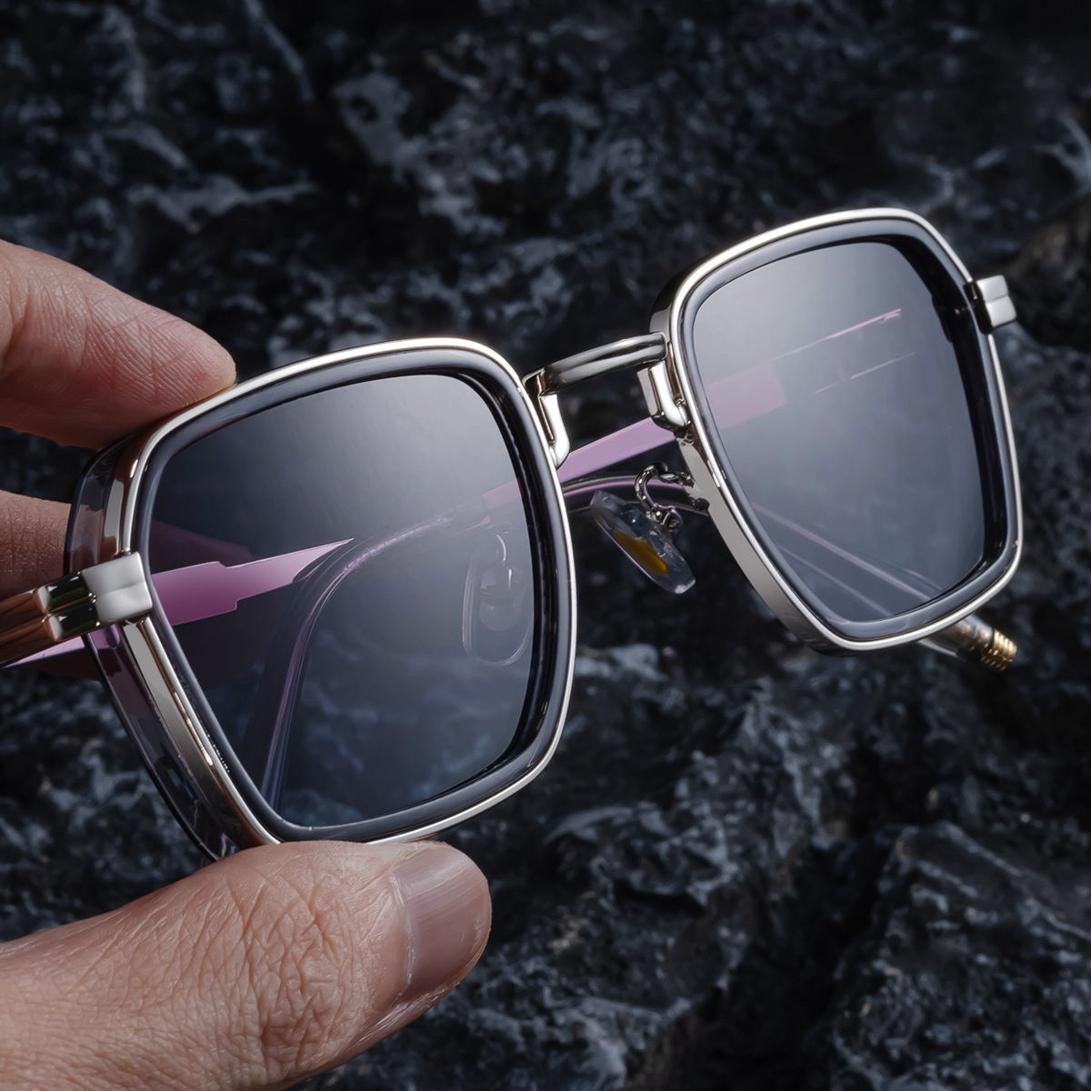 Lunettes de soleil tendance européennes et américaines pour hommes, branches métalliques rétro, Style Punk, haut de gamme, UV400, nouvelle collection 2025