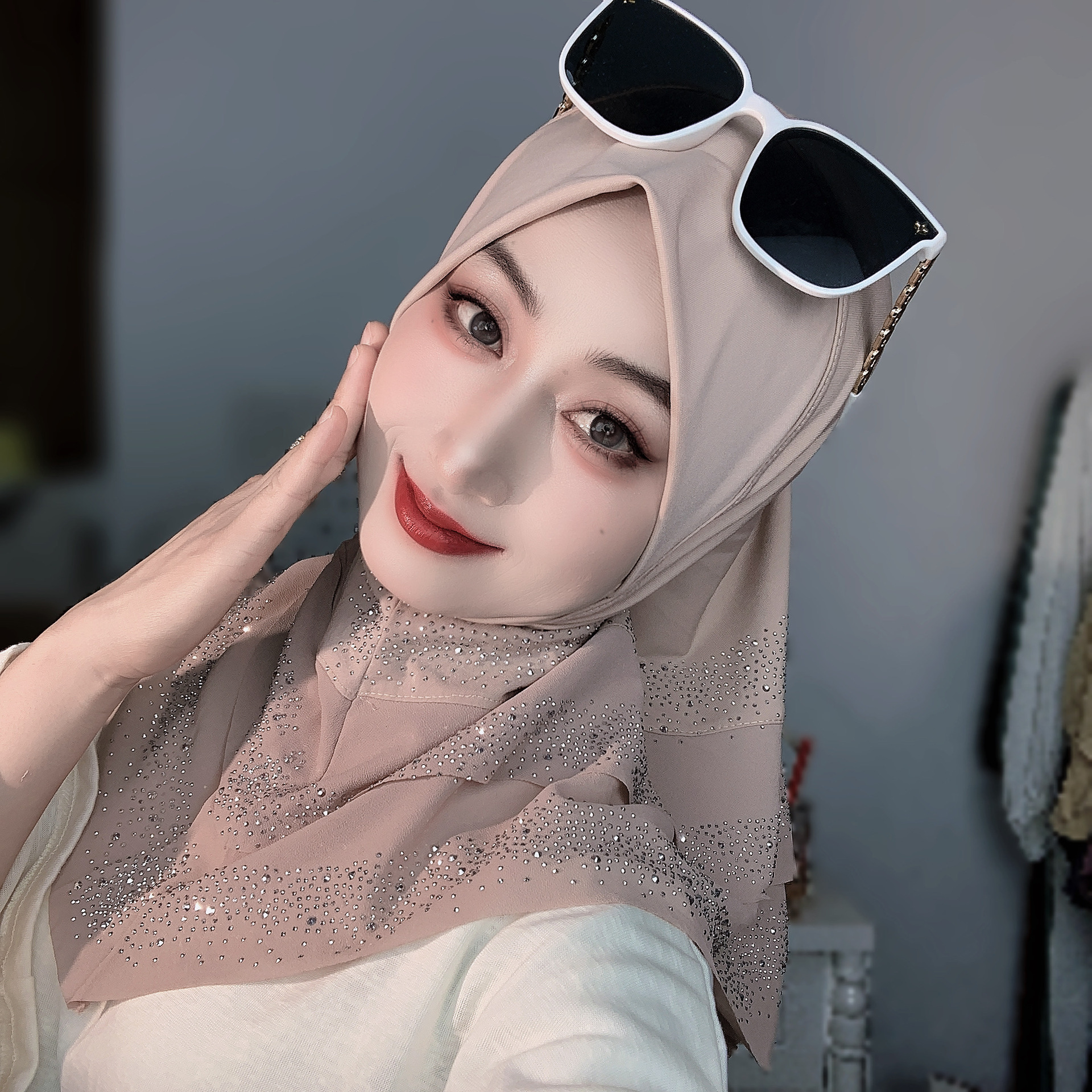 Hijab instantané en mousseline superposée avec strass brillants, prêt à porter, turban musulman, couleur unie, foulard quotidien islamique pour femme