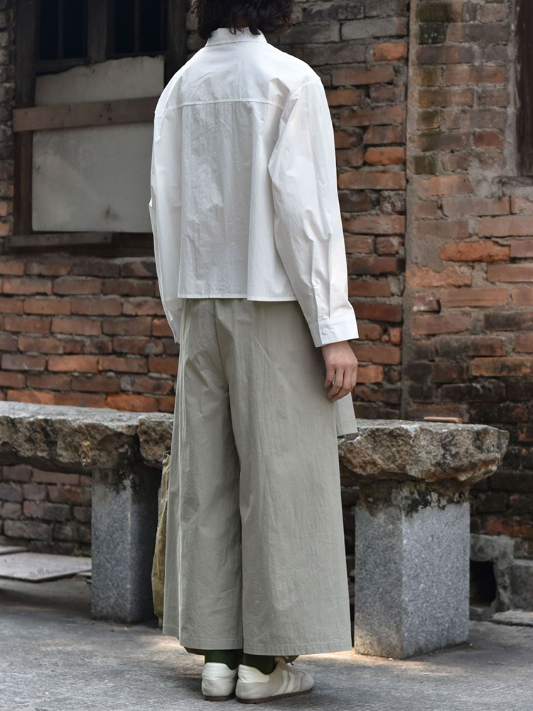 [EAM] Nouvelle Blouse Décontractée Grande Taille pour Femme avec Broderie Blanche, Col Revers, Manches Longues, Tendance Mode Pr