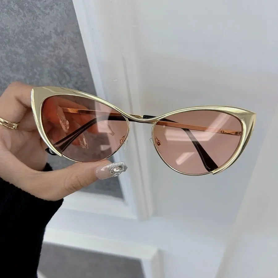 Lunettes de soleil tendance œil de chat pour femmes et hommes, monture métallique, verres colorés, marque de mode, Oculos De Sol