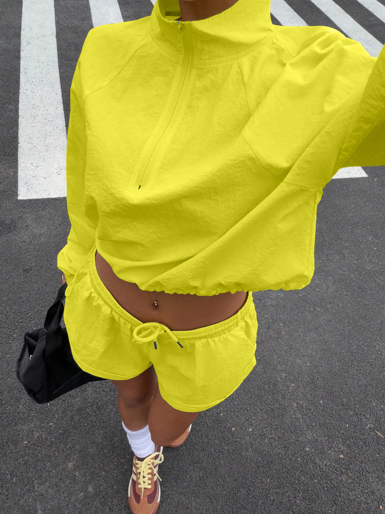 Ensemble de vêtements de sport pour femmes, couleurs vives, design à fermeture éclair, tenue de protection solaire, vêtements de fitness, ensemble de vêtements de sport confortables