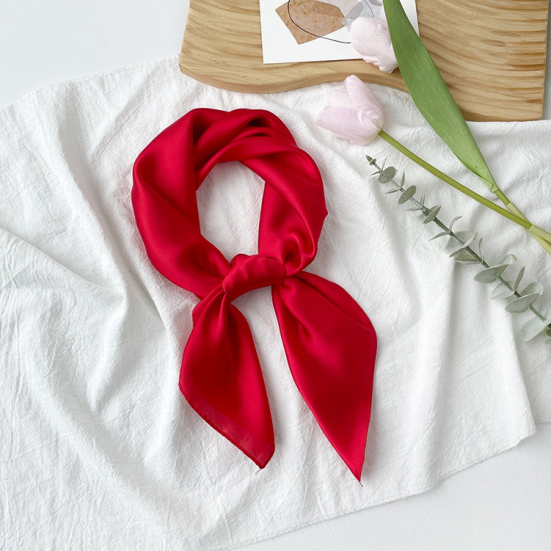 Foulard imprimé pour femme, hijab, bandana, mouchoir, écharpe en soie, châle carré de luxe pour femme, couvre-chef